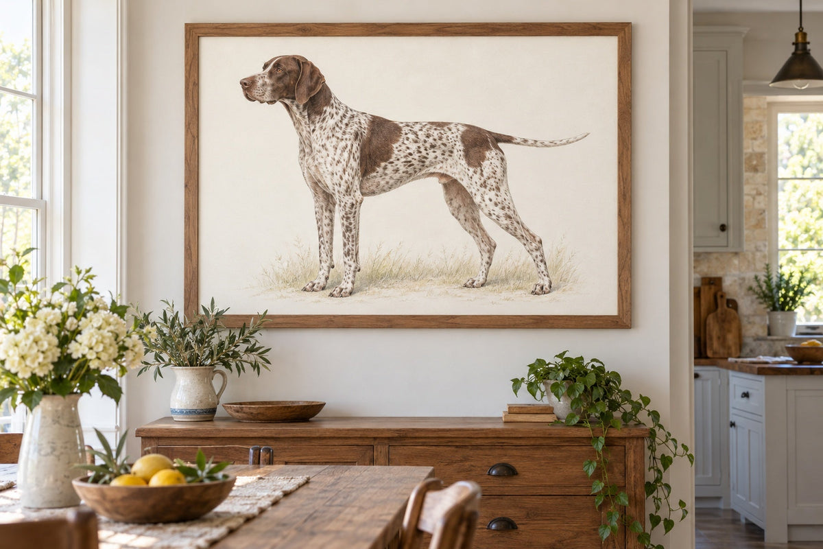 Braque Français Typ Pyrenäen als Wandbild im Stil Minimal, feine Farbzeichnung, Raum: helle Landhausküche