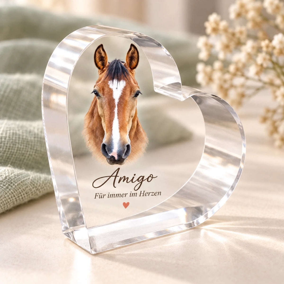 Pferde-Acrylherz Amigo im Aquarell-Stil mit Namen und Herz