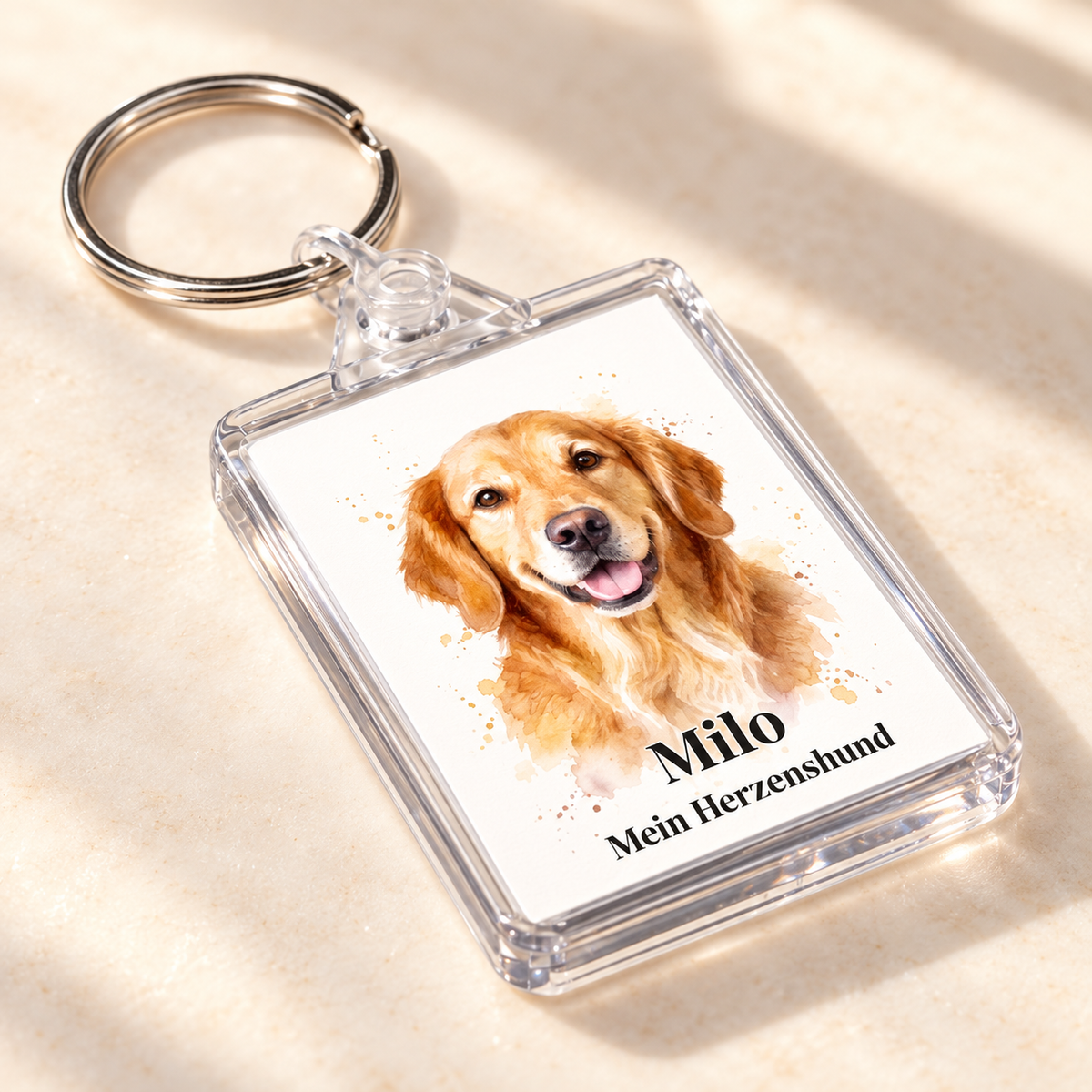 Fertig gestalteter hund-Schlüsselanhänger mit Aquarellportrait und Namen – Beispielgestaltung